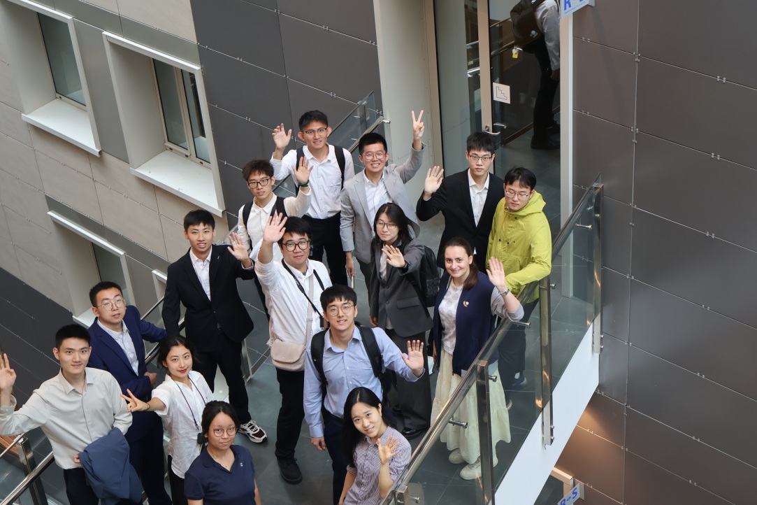 AI and Chinese Culture Day: HSE University Welcomes Students and Postgraduates from Tsinghua University Illustration for news: AI and Chinese Culture Day: HSE University Welcomes Students and Postgraduates from Tsinghua University