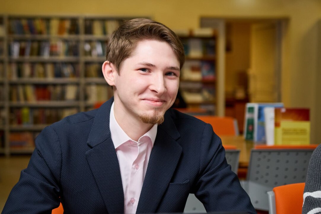 Иллюстрация к новости: «Менять сложившиеся инструменты и зачастую методику преподавания — непростая задача»